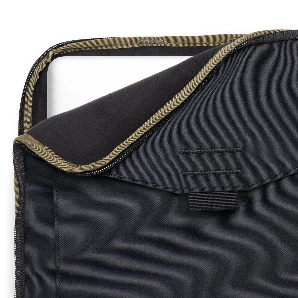 16 Laptop Sleeve - Cada Día