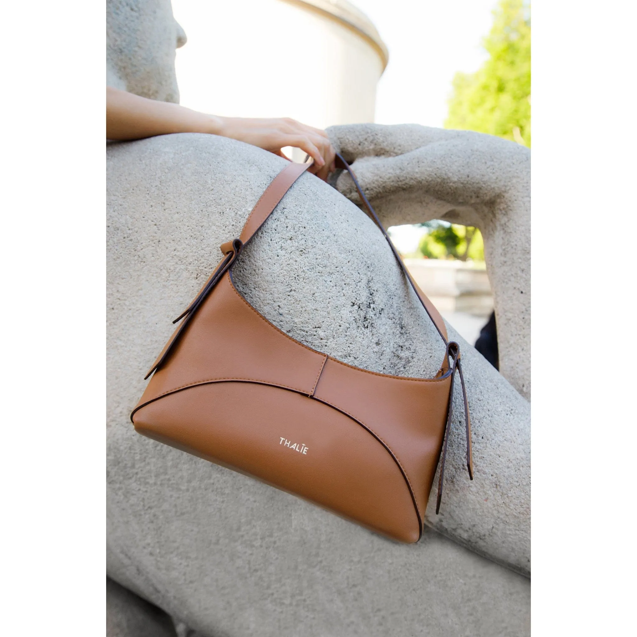 Ambre Desserto® Cactus Leather Vegan Baguette Bag | Tan