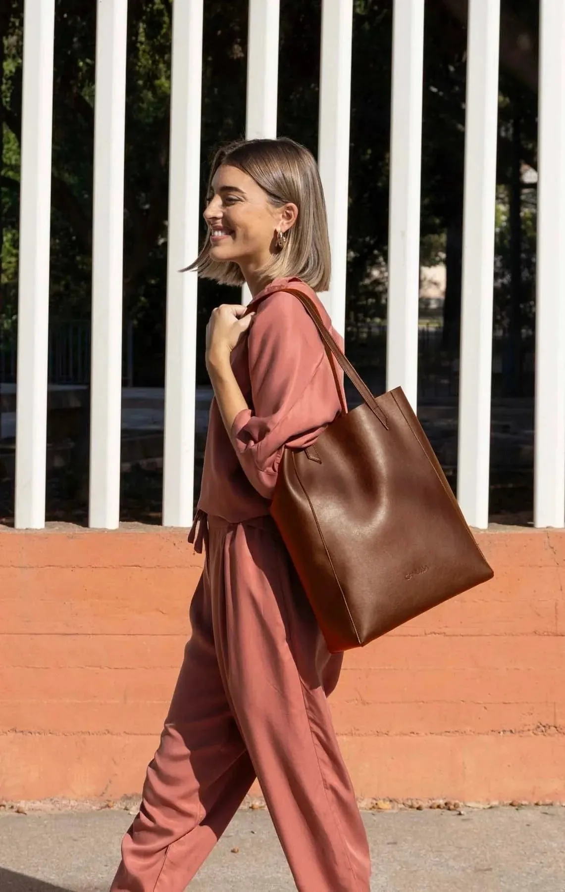Basic Vegan Leather Everyday Tote Bag | Hazelnut
