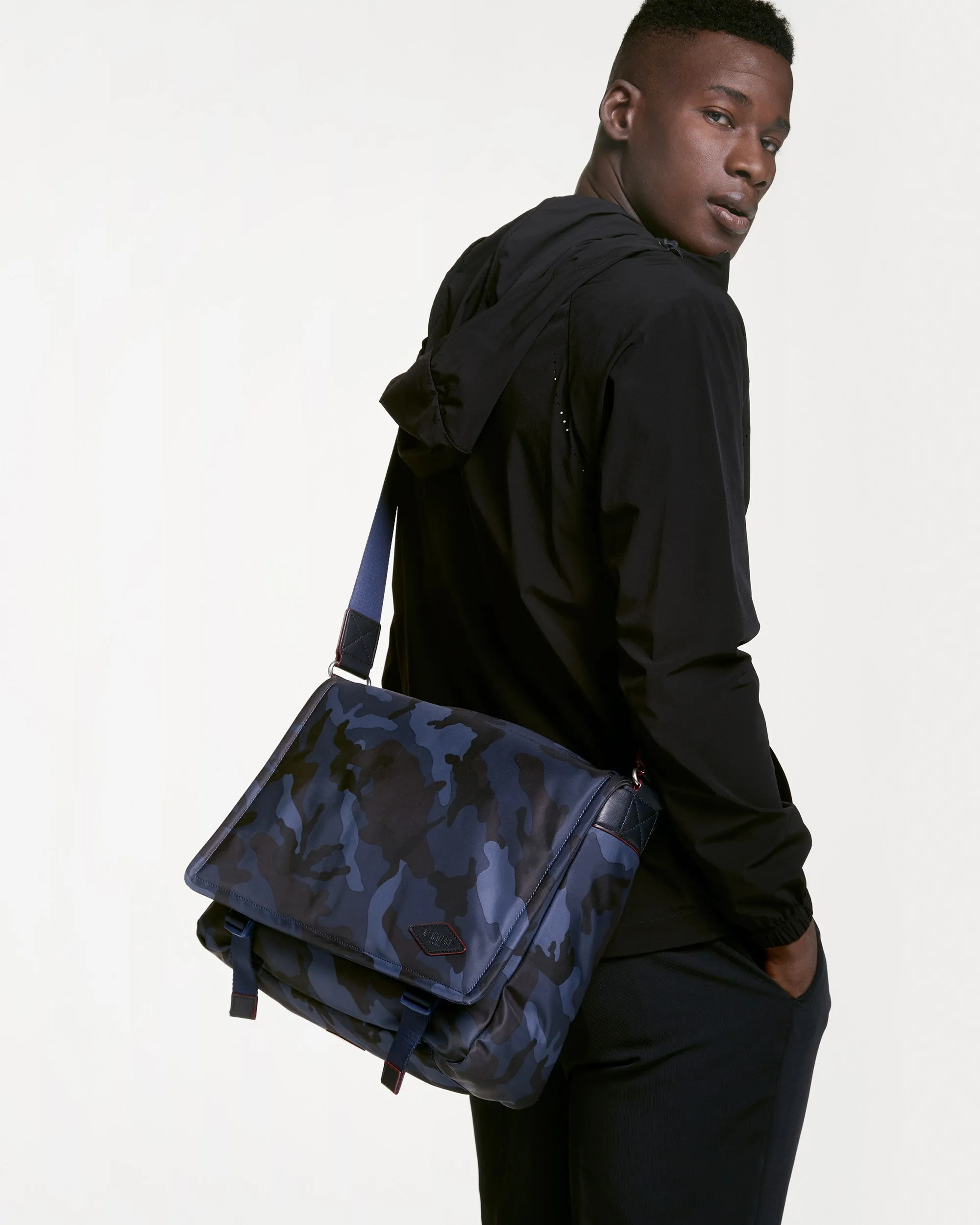 Dark Blue Camo Bedford Air Bleecker Messenger