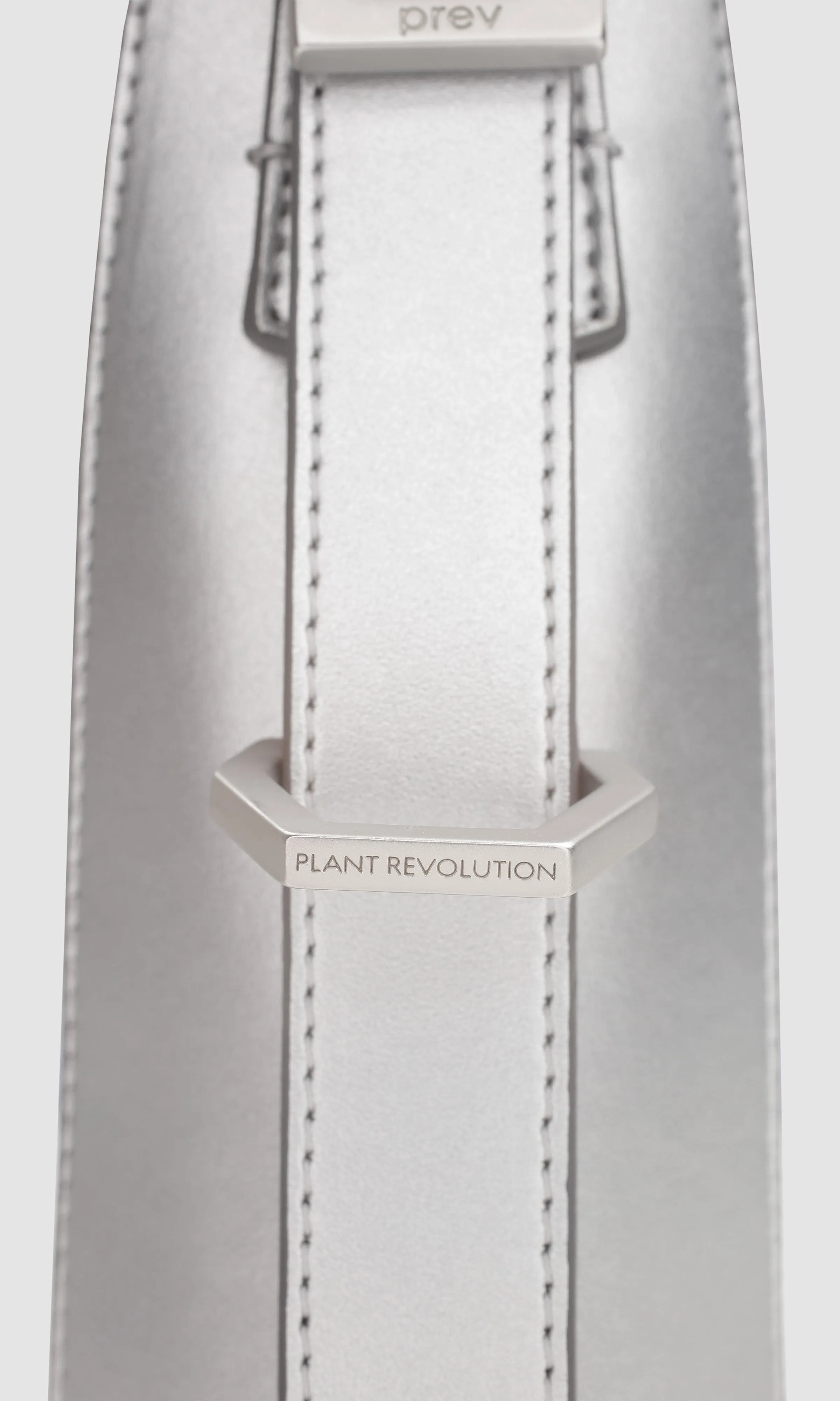 Kiara Vegan Apple Leather Shoulder Bag | Silver