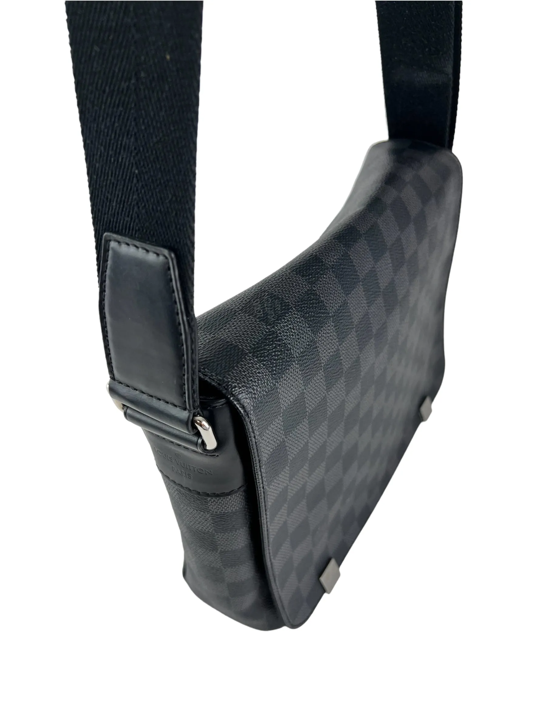 Louis Vuitton Damier Graphite Canvas Messenger