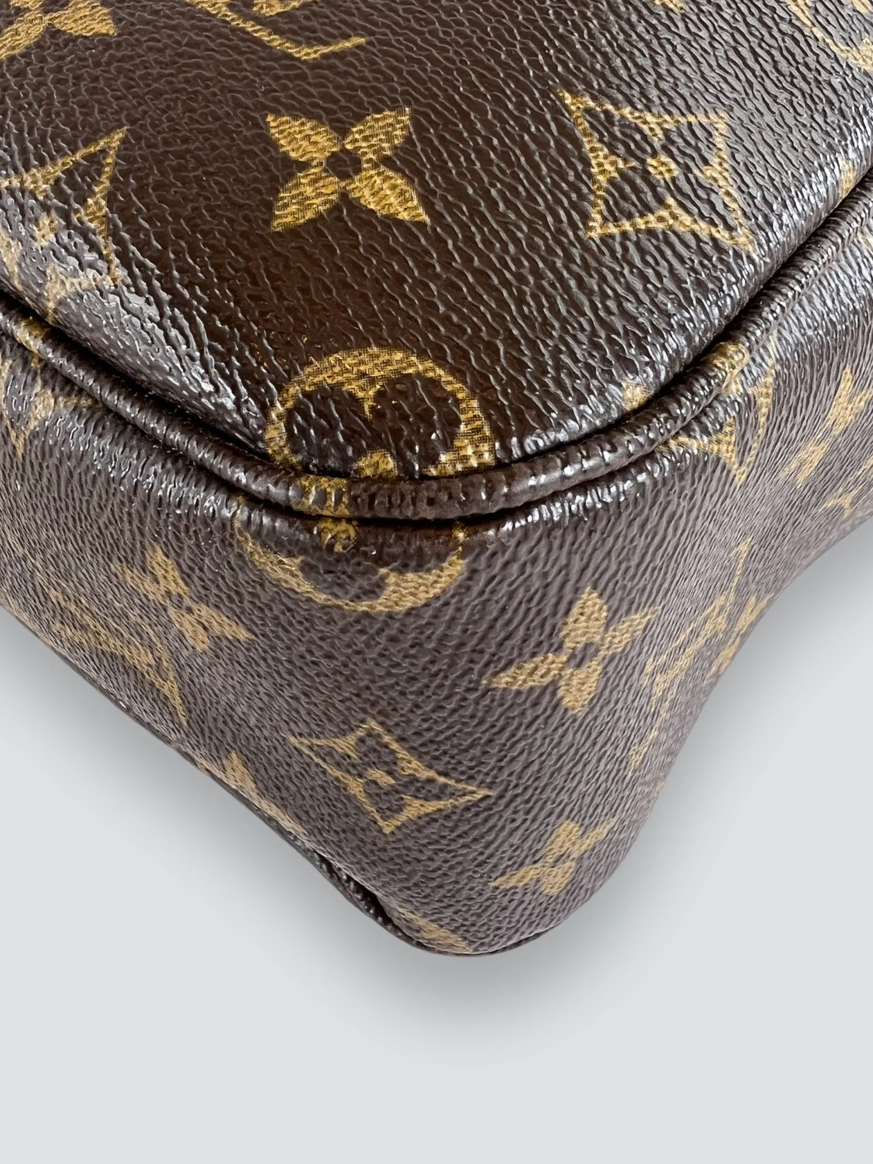 Louis Vuitton Monogram Canvas Bosphore Messenger Bag