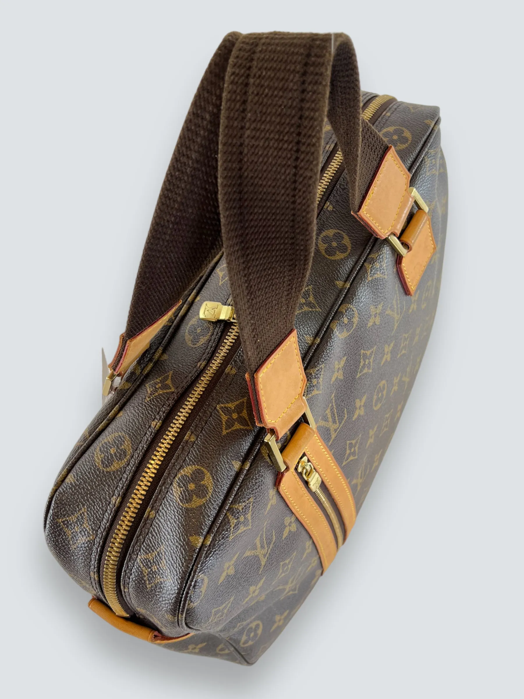 Louis Vuitton Monogram Canvas Bosphore Messenger Bag