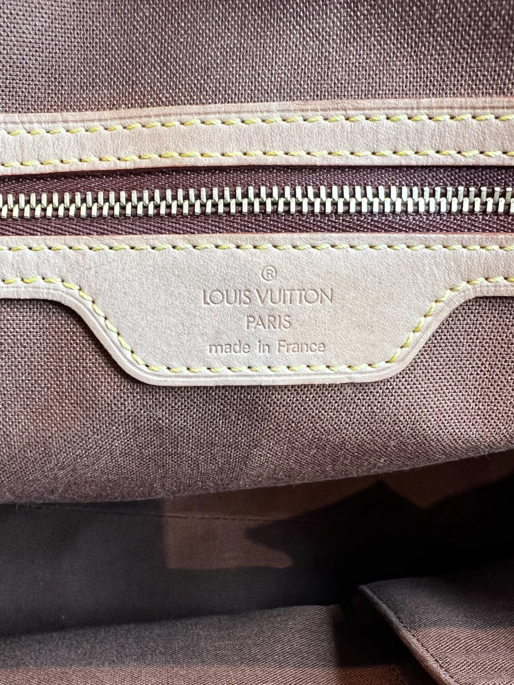 Louis Vuitton Monogram Canvas Messenger