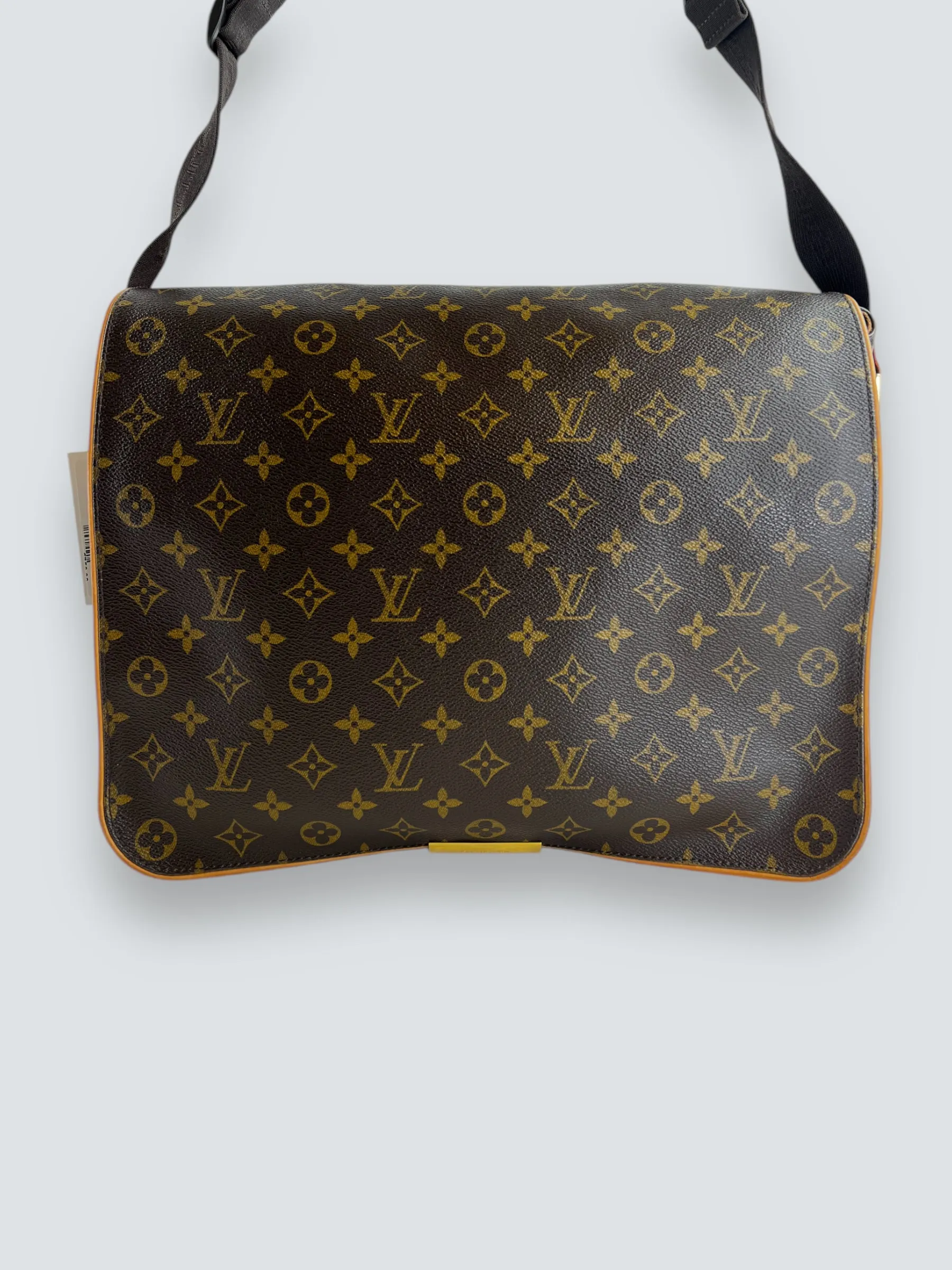 Louis Vuitton Monogram Canvas Messenger