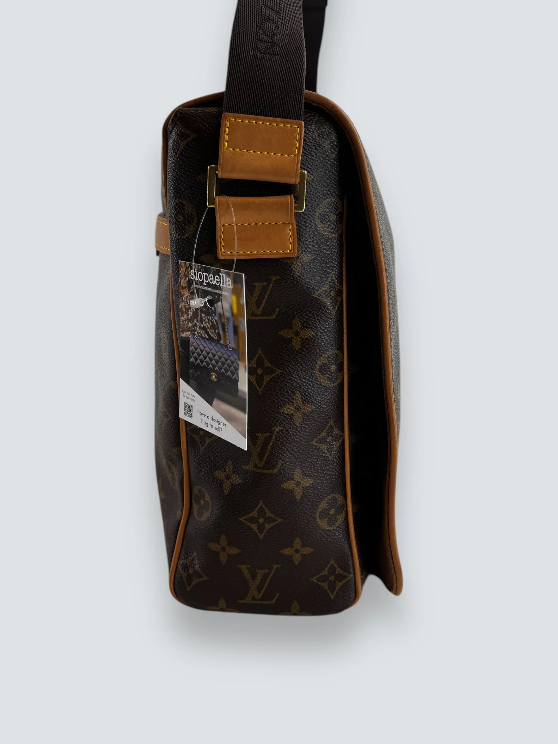 Louis Vuitton Monogram Canvas Messenger