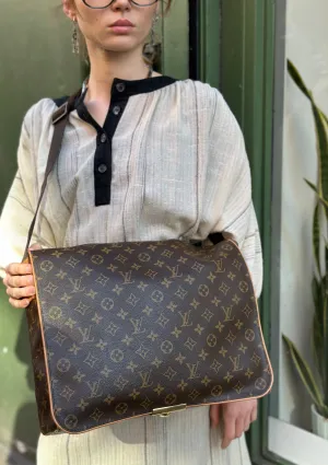 Louis Vuitton Monogram Canvas Messenger