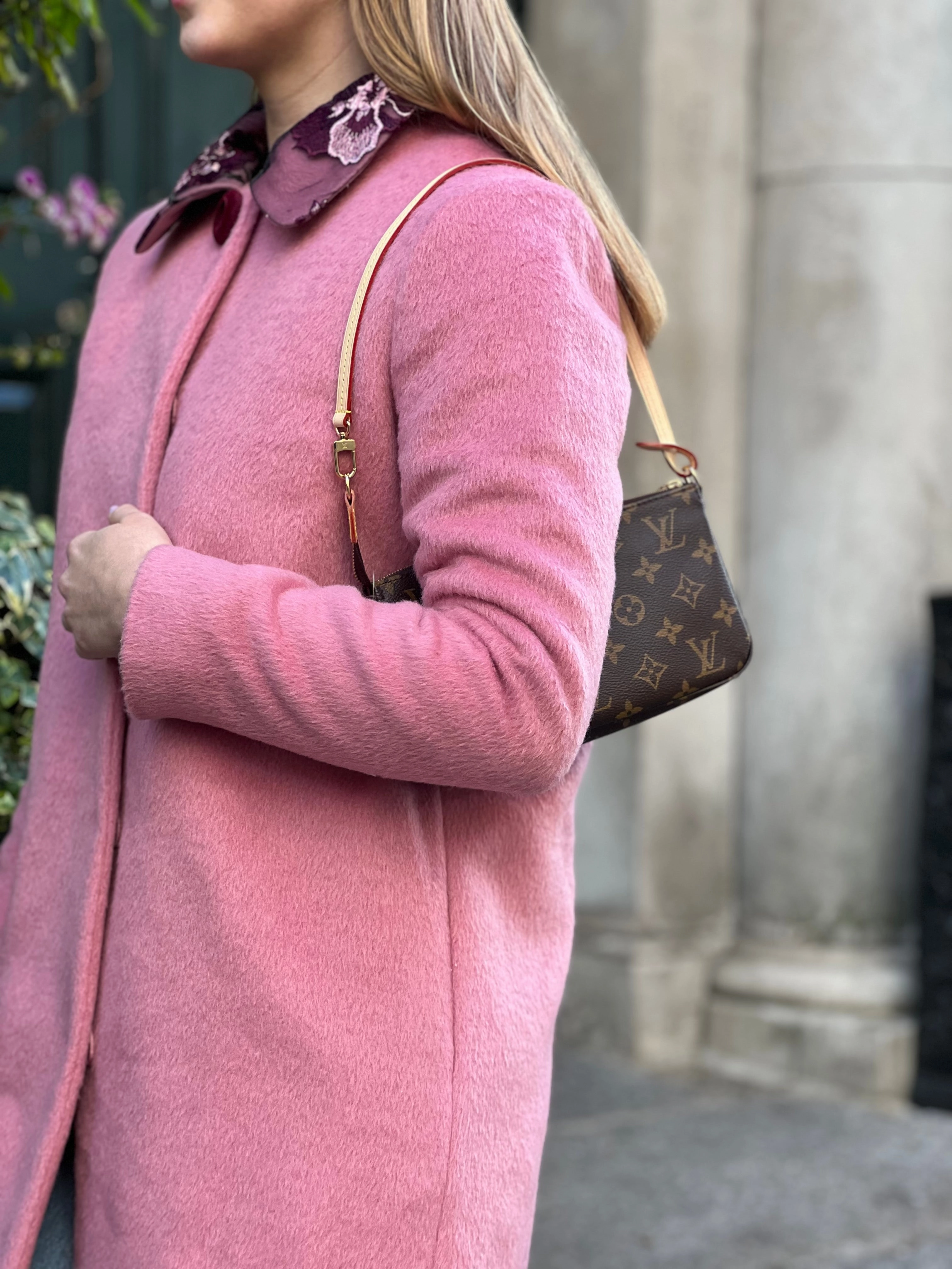 Louis Vuitton Monogram Canvas Pochette