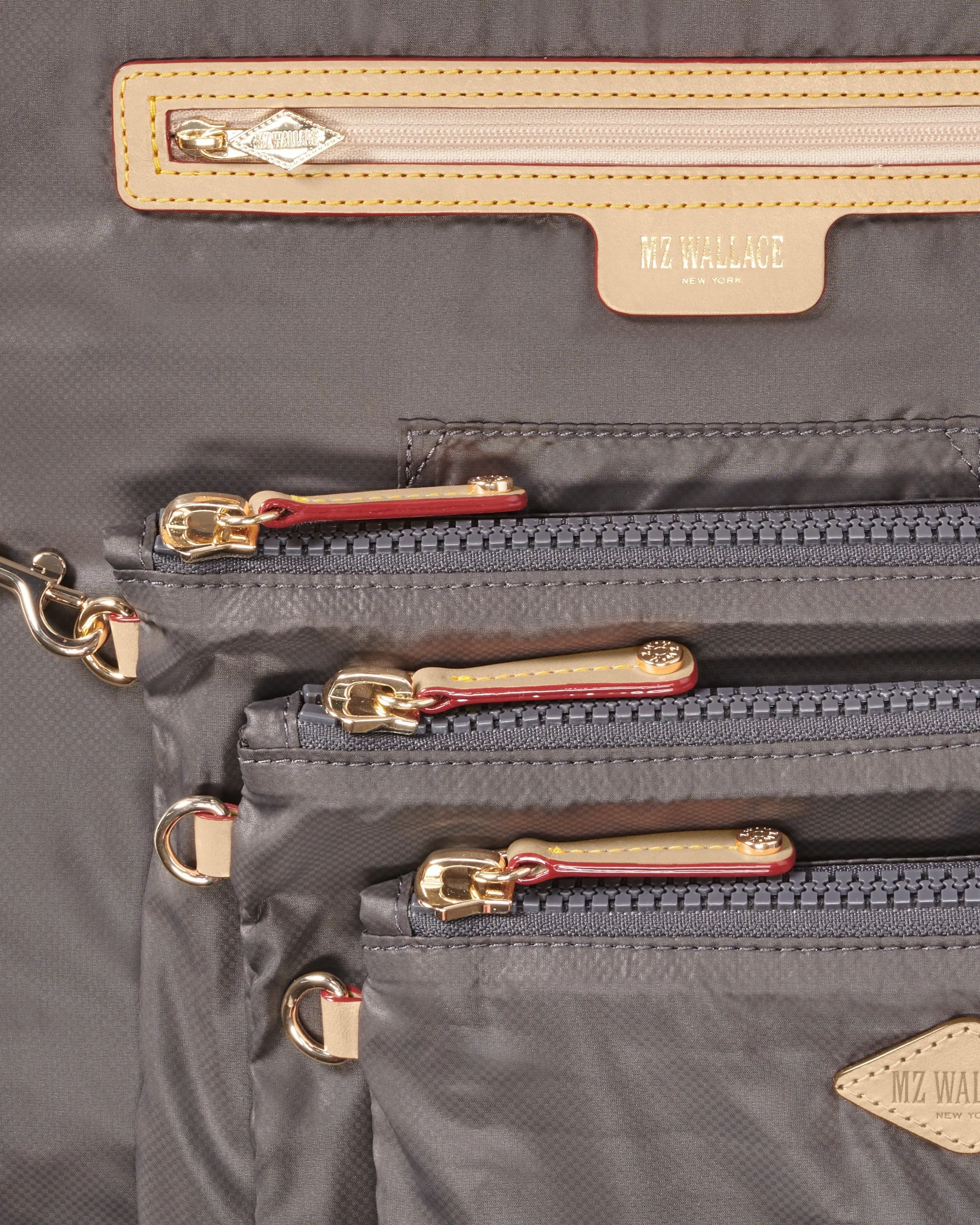 Magnet Large Metro Tote Deluxe