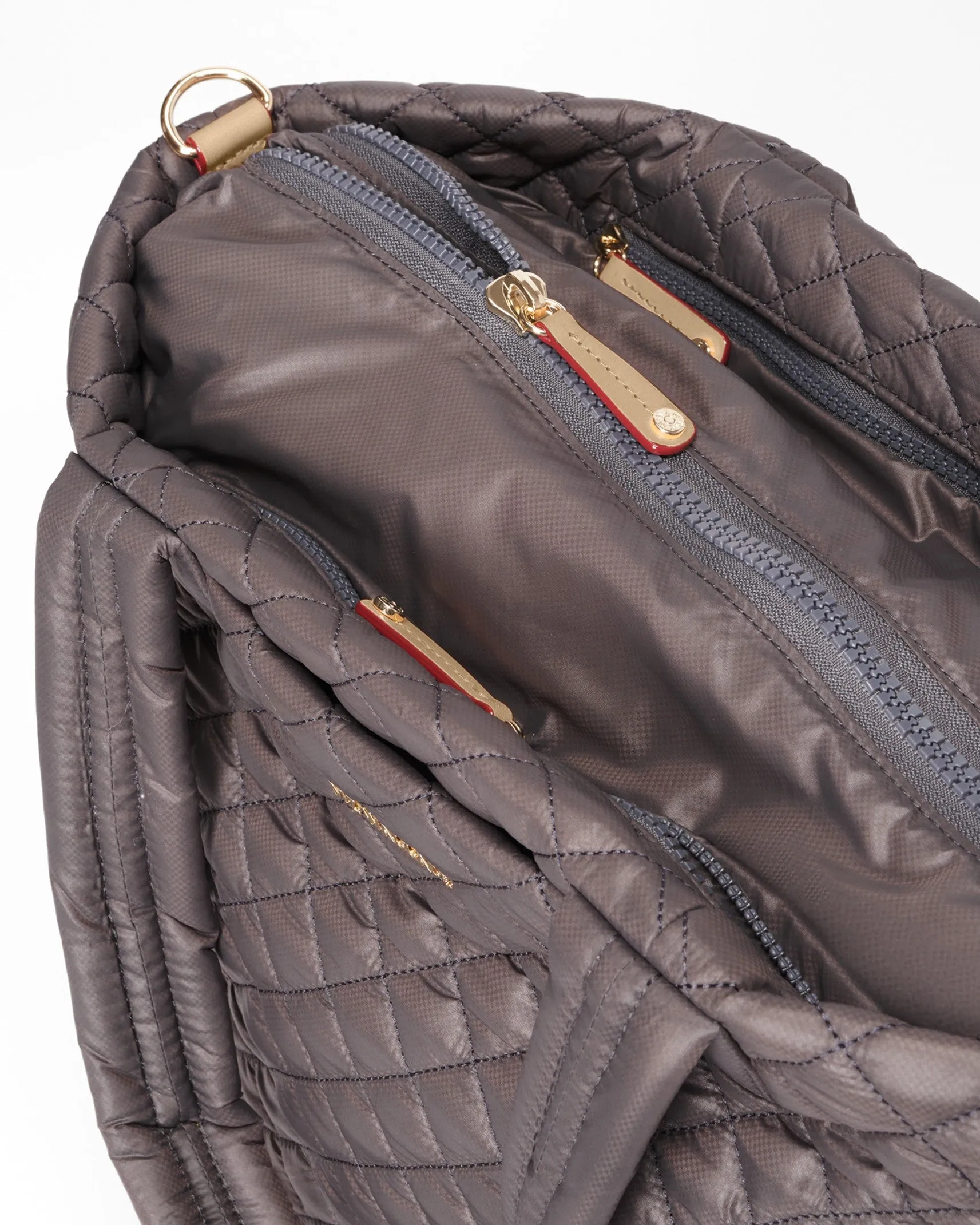 Magnet Large Metro Tote Deluxe