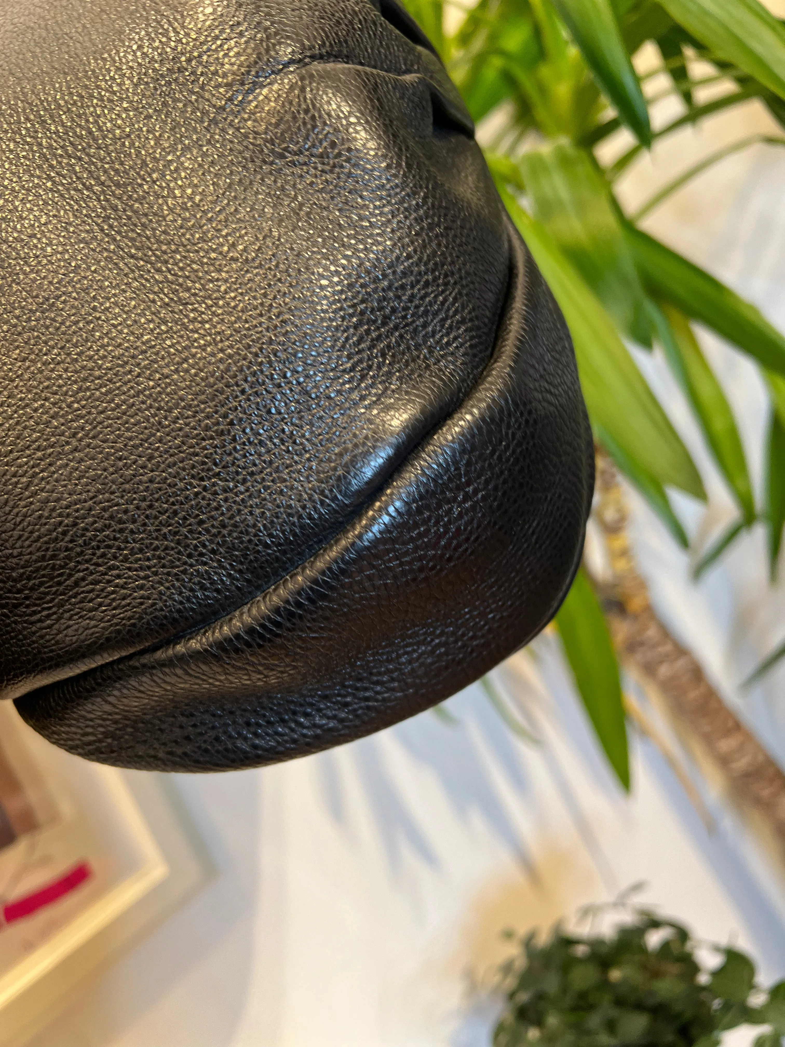 Marc Jacobs Black Leather Hobo / Shoulder Bag