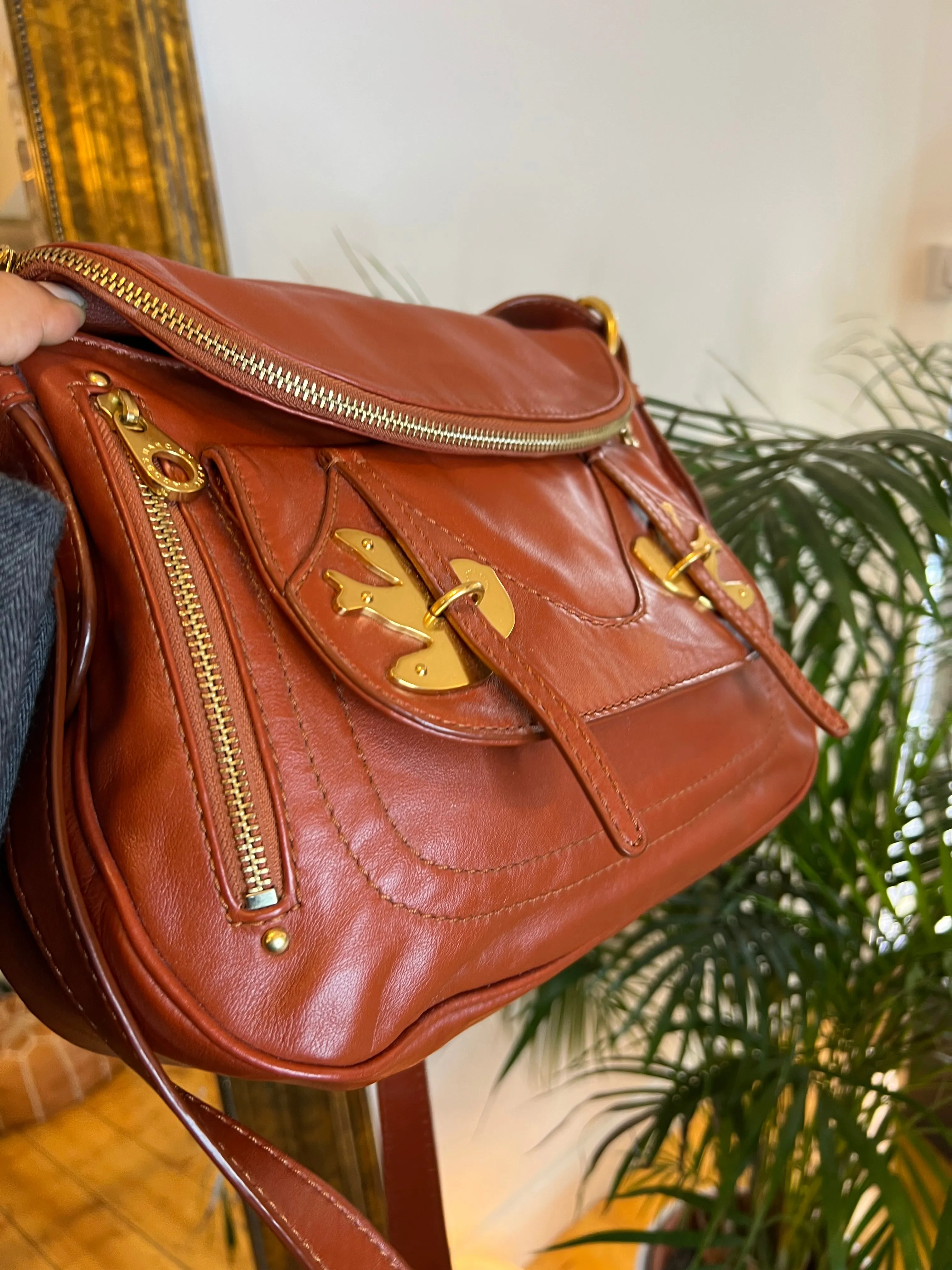 Marc Jacobs Deep Tan Leather Messenger / Crossbody