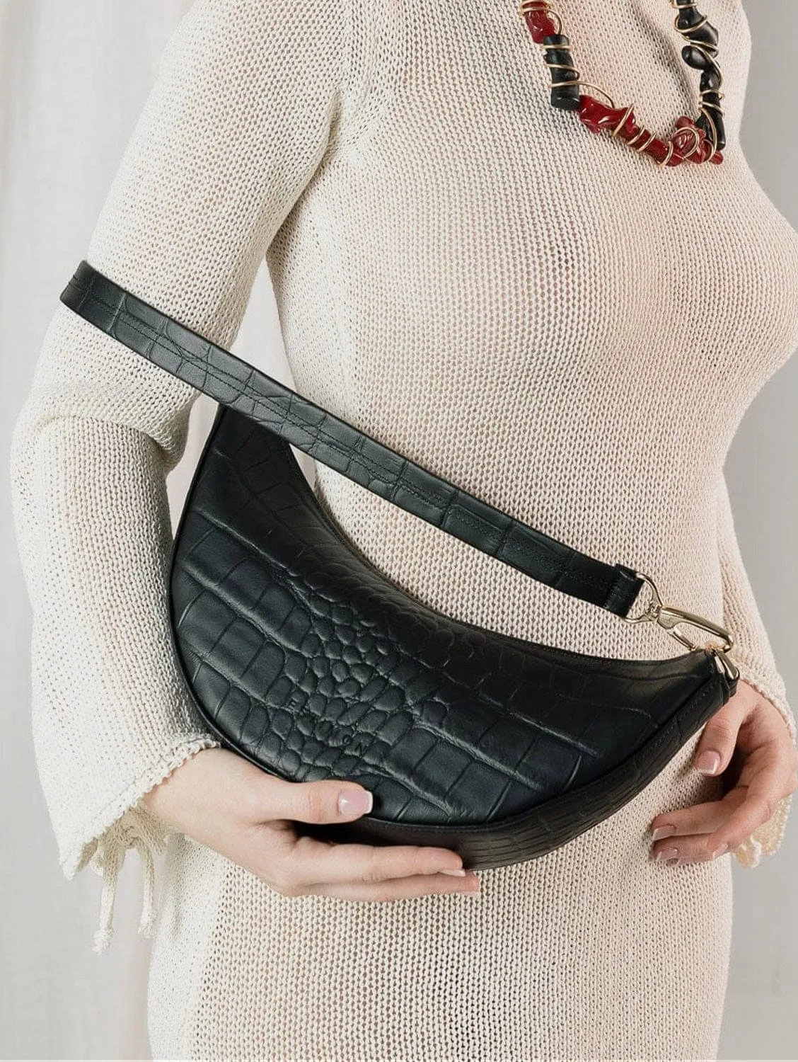 Mini Hobo Corn Leather Vegan Bag | Black Croco