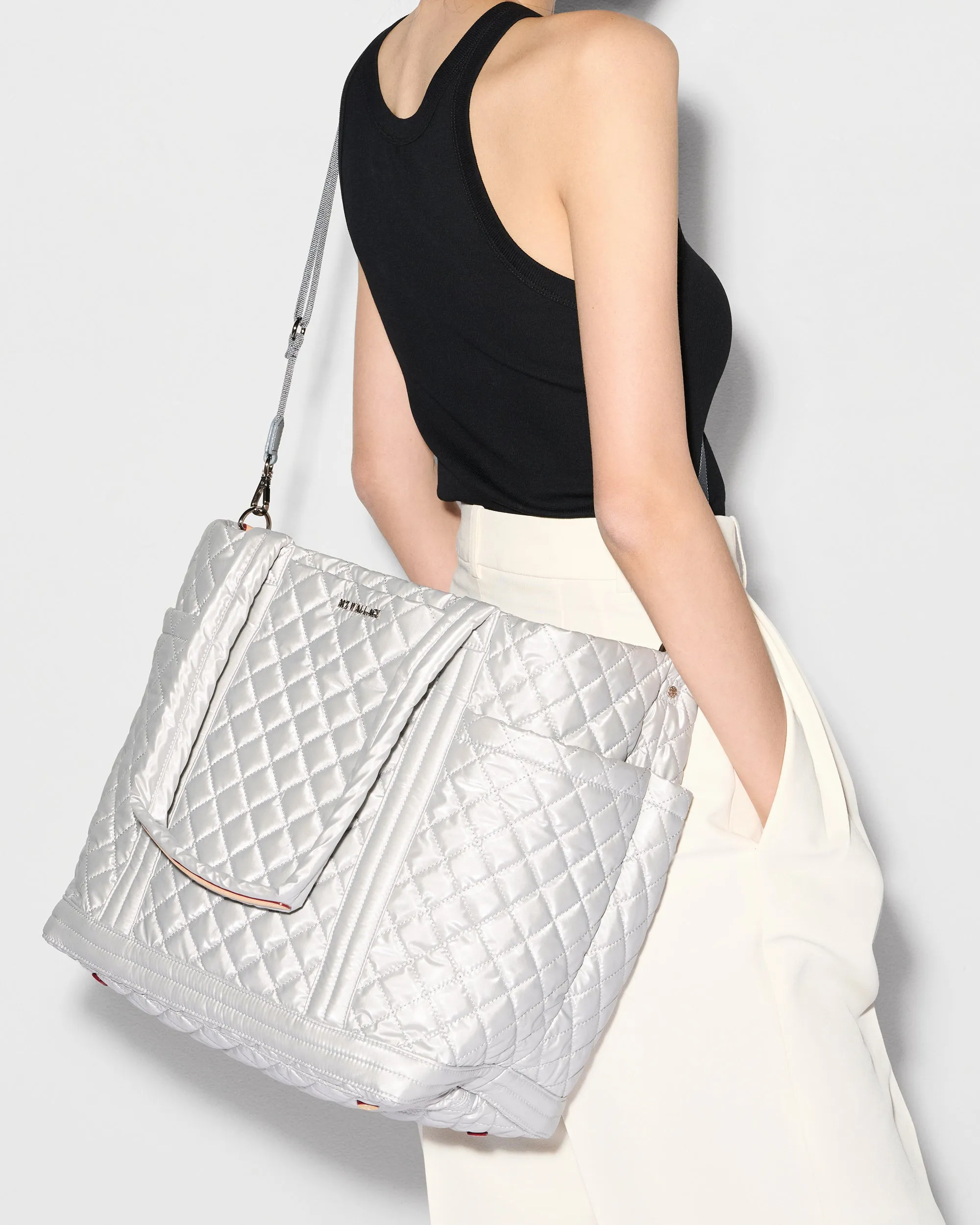 Oyster Metallic Large Empire Tote
