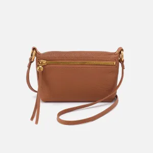Run About Crossbody In Pebbled Leather - Warm Honey