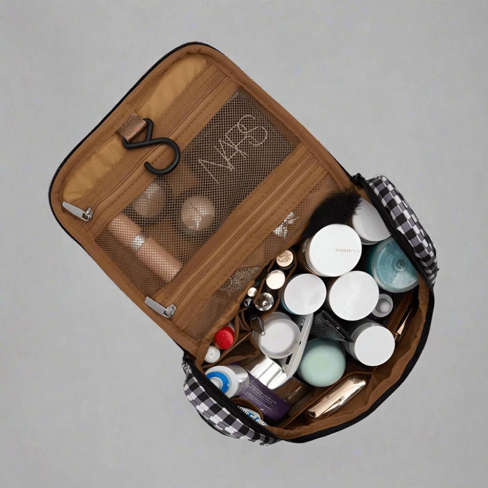 SECRET OFFER: TOILETRY BAG BUY 1, GET 1 HALF PRICE