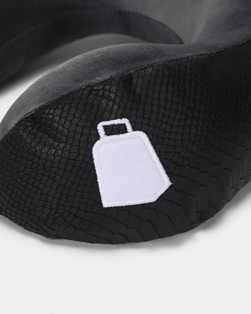 Travel Essential Kit in Black
