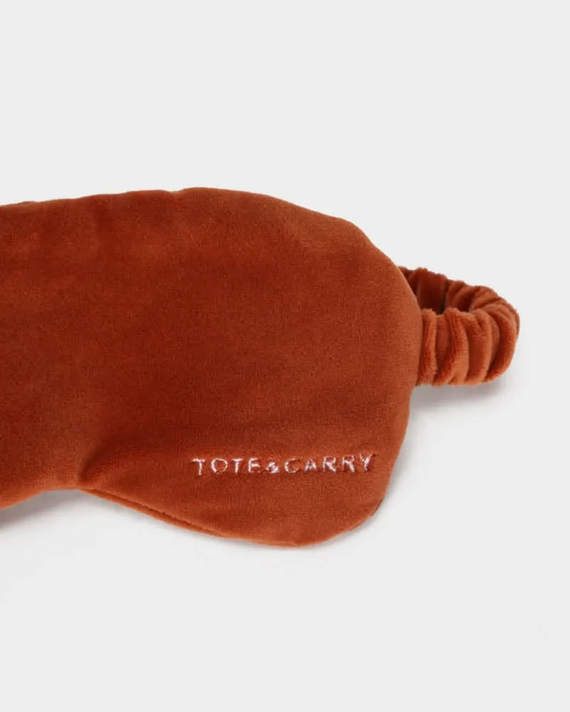 Travel Essential Kit in Caramel