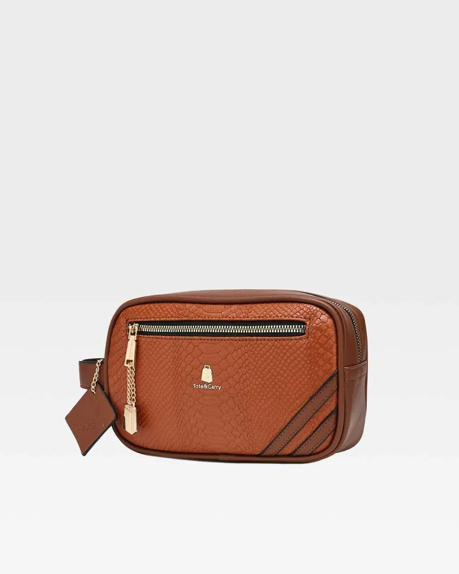 Travel Essential Kit in Caramel