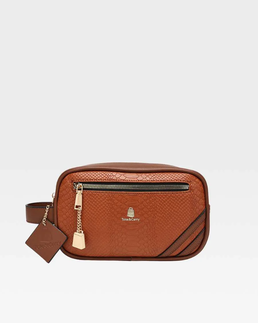 Travel Essential Kit in Caramel