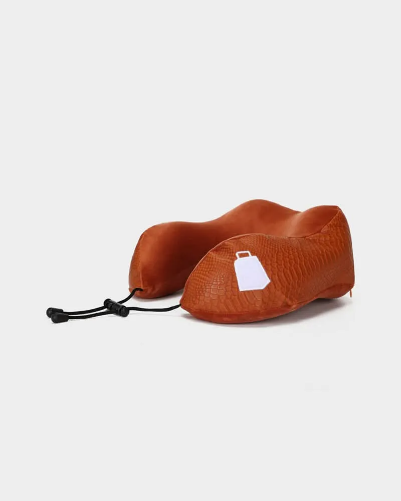 Travel Essential Kit in Caramel