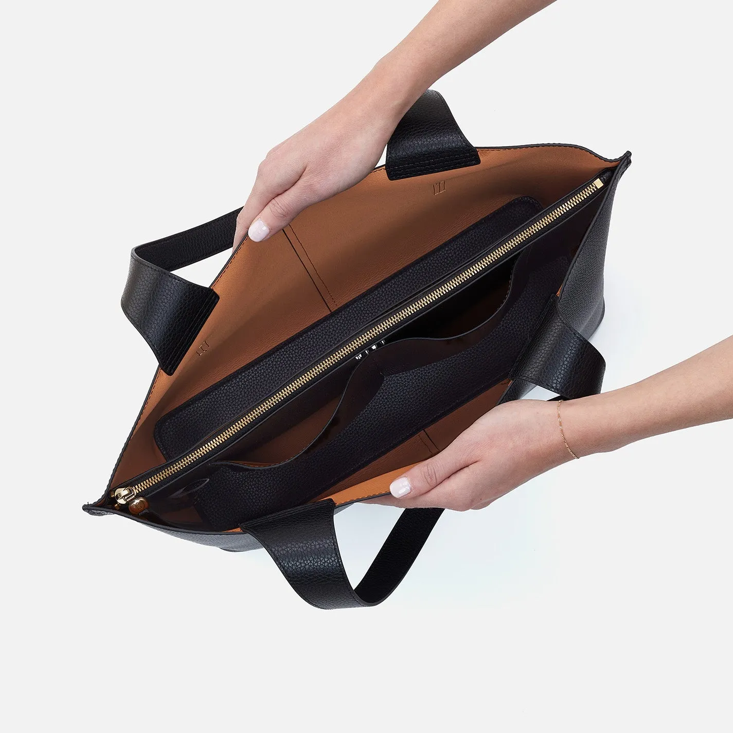 Vida Large Tote in Micro Pebbled Leather - Black
